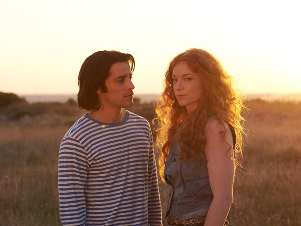 Marleen Lohse und Kostja Ullmann in "Bella Germania" auf Romance TV