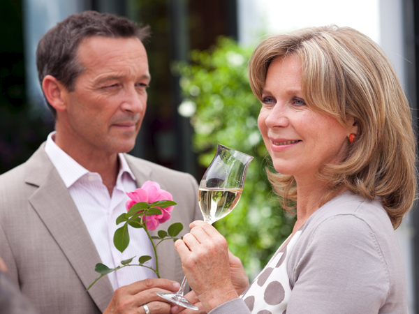 Marion Kracht und Michael Roll in "Liebe, Babys und ein Neuanfang" auf Romance TV