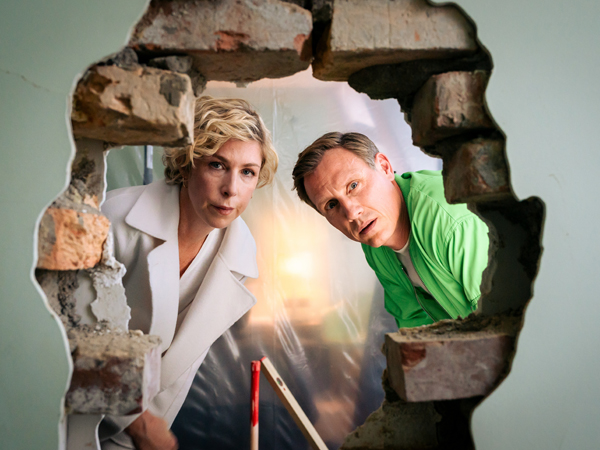 Patrick Kalupa und Brigitte Zeh in "Dr. Nice" auf Romance TV